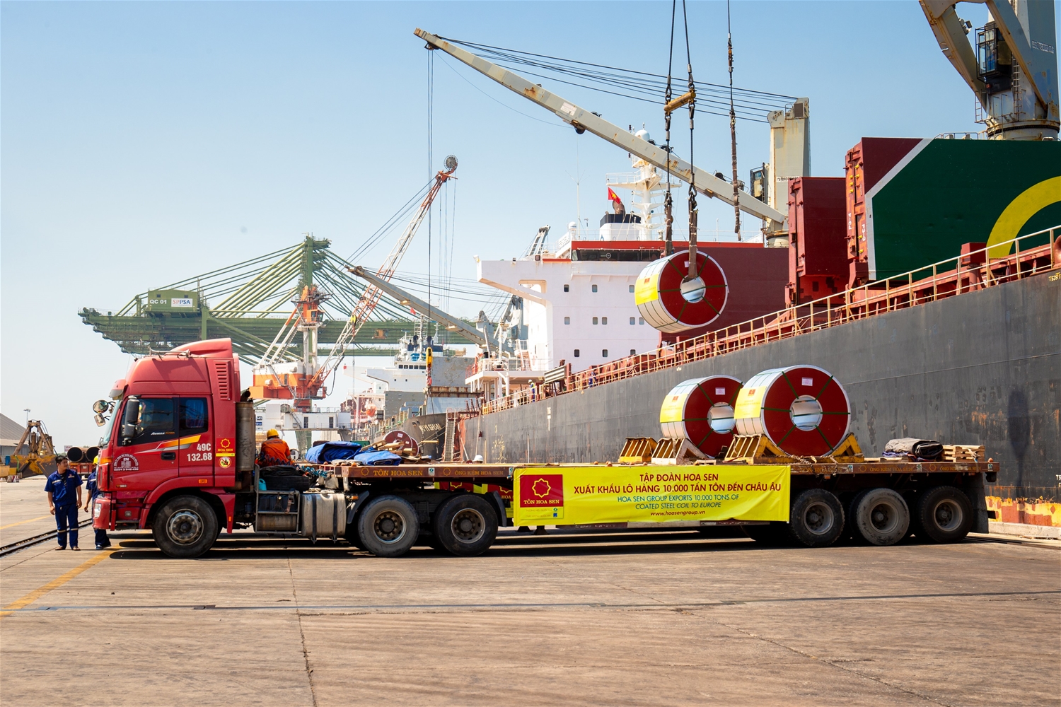 A shipment of Hoa Sen Group exported to Europe